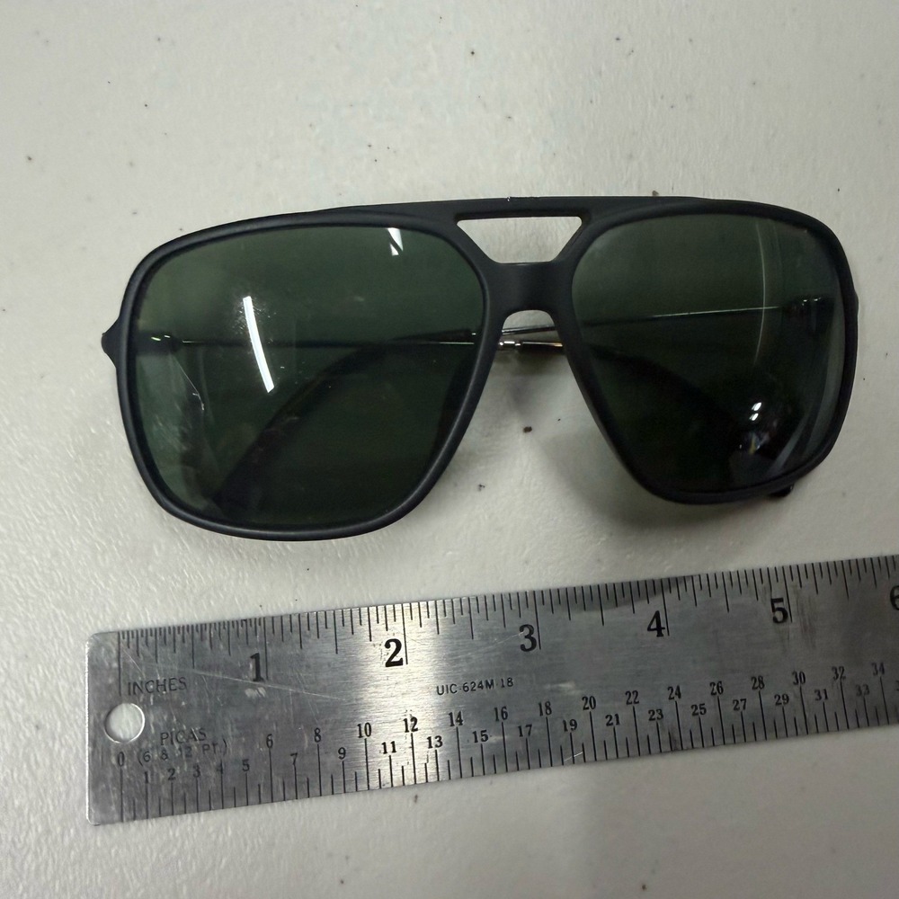 Carrera Polarized Sunglasses Matte Black Navigator Green Lens Tortoise Tips
